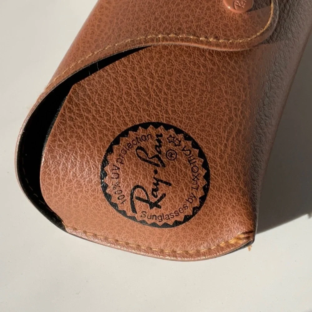 Authentic RAY-BAN brown leather sunglass case - Picture 3 of 7